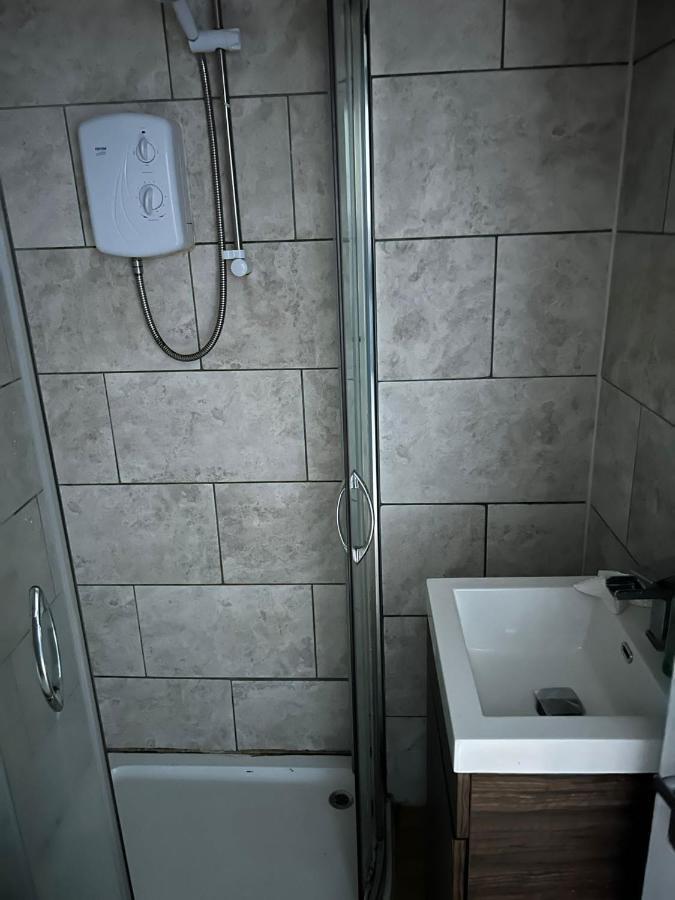 Cairo Street Apartment วอร์ริงตัน ภายนอก รูปภาพ